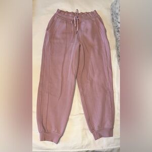 Lululemon Scuba Mid-Rise Oversized Jogger